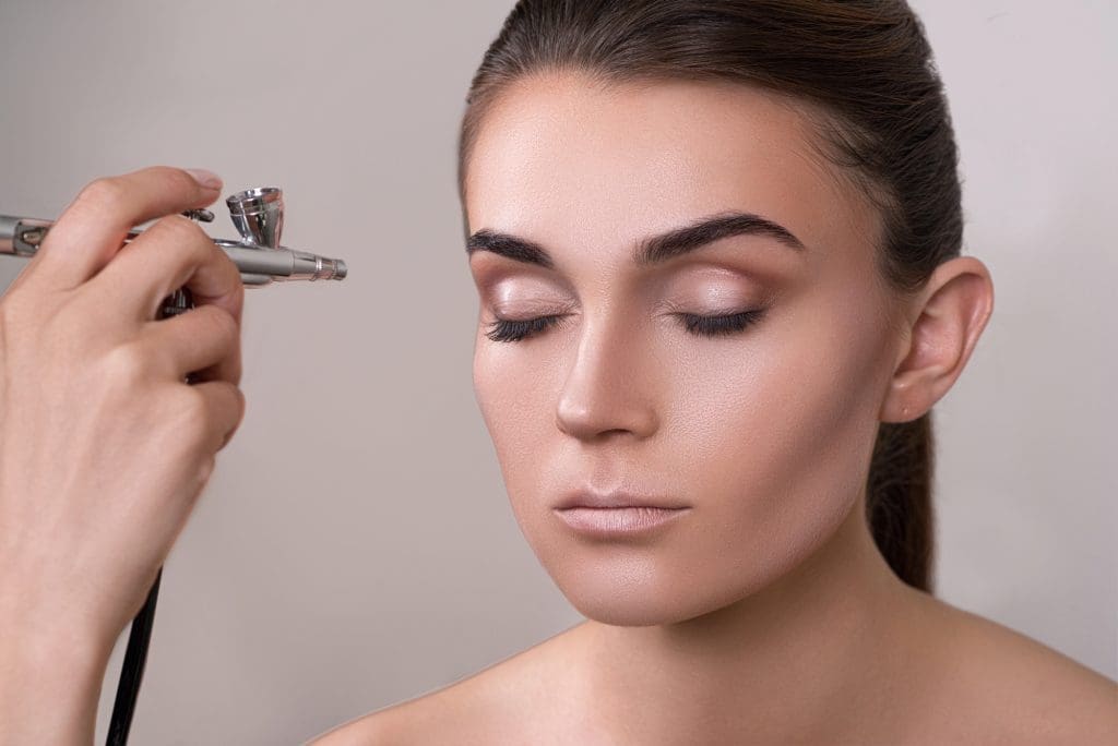 Maquilladora Profesional - Curso de aerografía aplicada al maquillaje - 96f0e2a6d4d56a579e1ebdca3205046f016fcd87